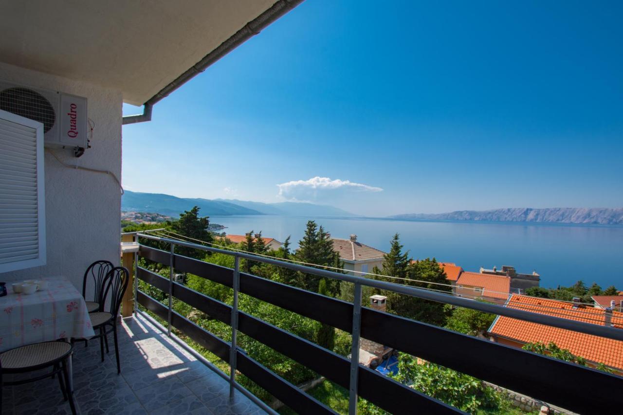 Apartment Pemper Novi Vinodolski Luaran gambar